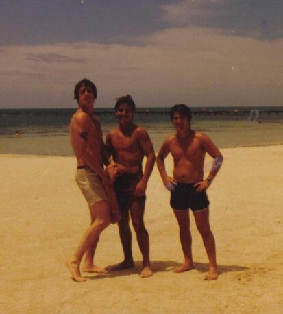 413_413_TimBeach