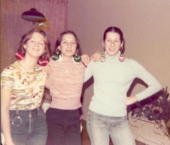 560_Cheryl,Debbie_Sutton___Kristie_1_